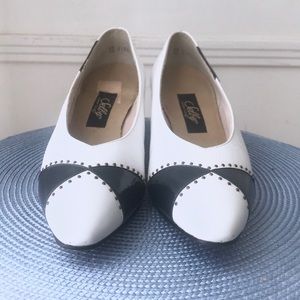 Vintage Selby Comfort Flex Low Heel Shoe.